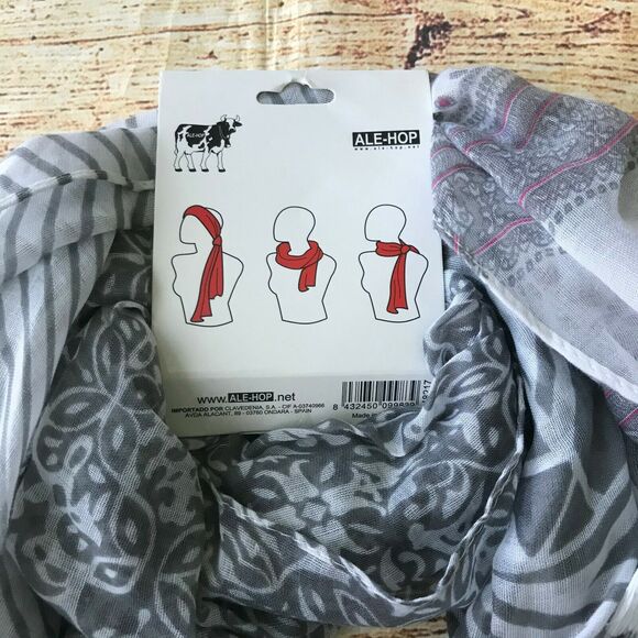 NWT Ale-Hop Womens Fashion Scarf Printed Lightweight Tassel Boho - Picture 5 of 5